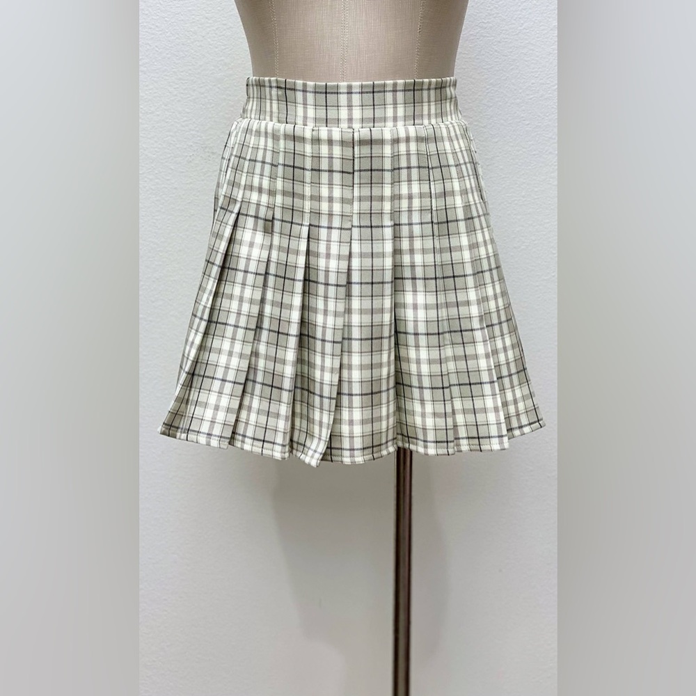 Plaid Pleated Skirt